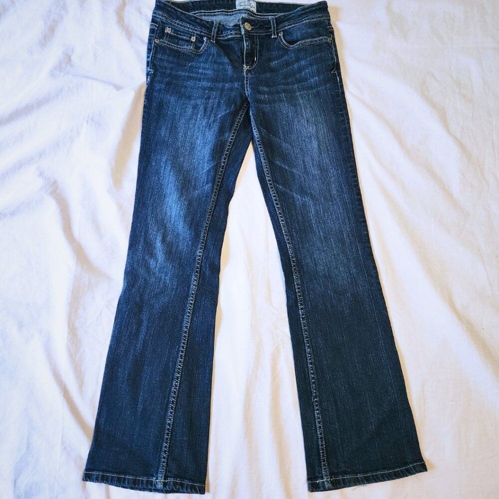 Aeropostale Late 2000s Medium Wash Blue Jeans | Y2K Essential | Size 7/8 Short